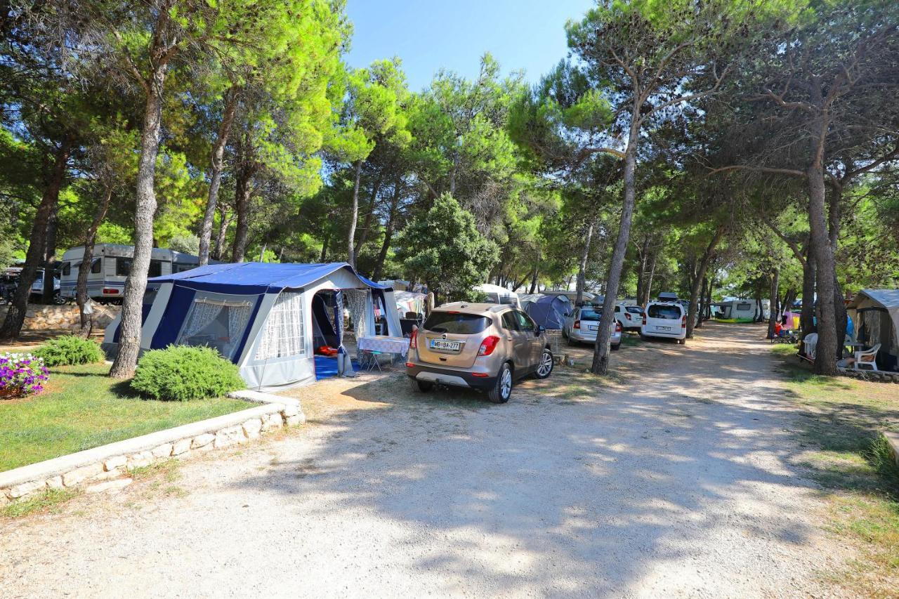 波弗加纳 Camp Porat酒店 外观 照片