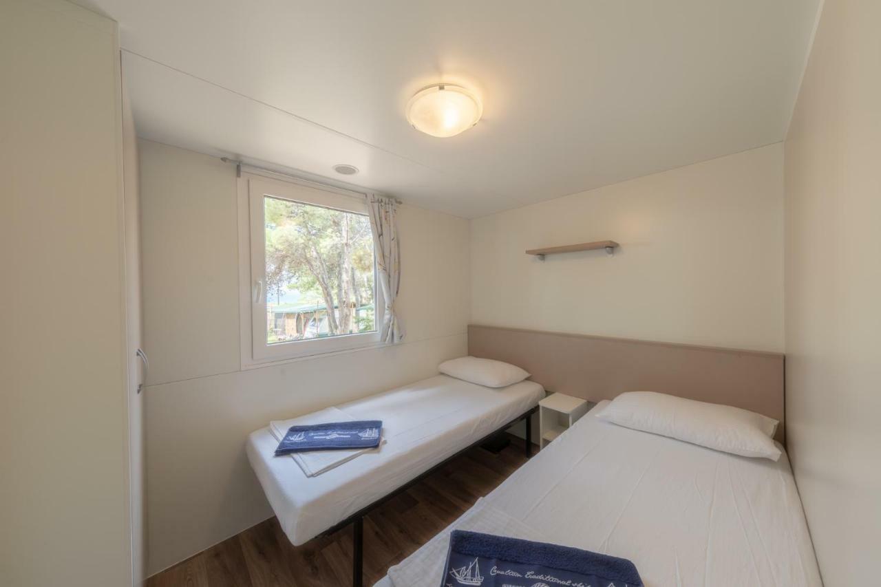 波弗加纳 Camp Porat酒店 外观 照片