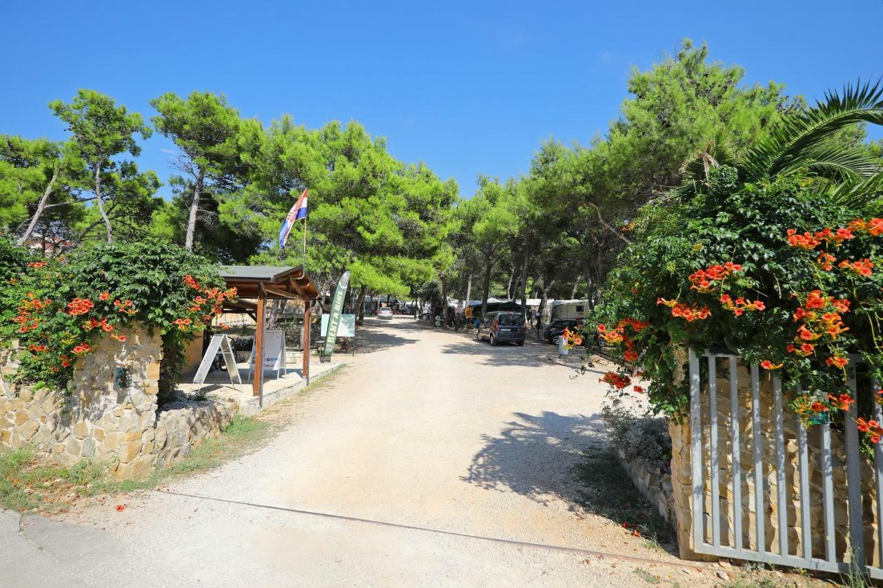 波弗加纳 Camp Porat酒店 外观 照片