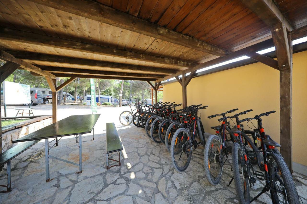 波弗加纳 Camp Porat酒店 外观 照片