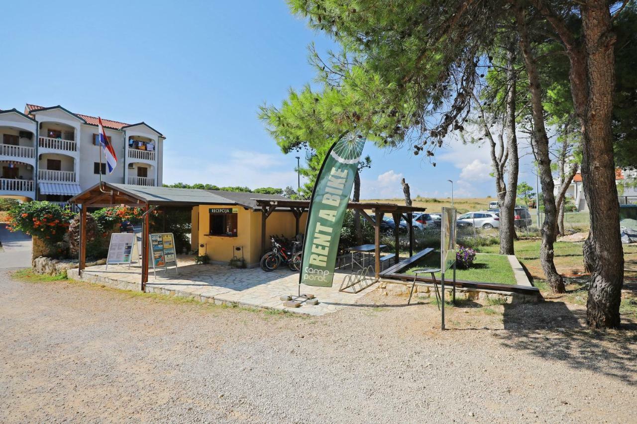 波弗加纳 Camp Porat酒店 外观 照片